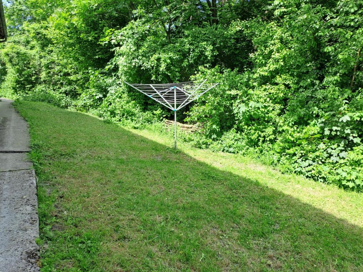 Thegarden Bed&Bike Lägenhet Gmunden Exteriör bild